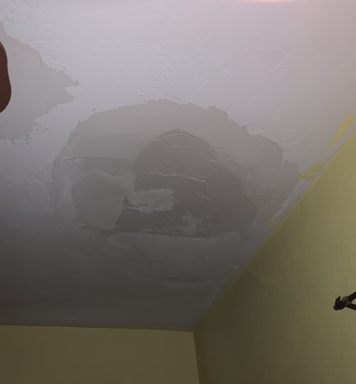 Water stain on ceiling